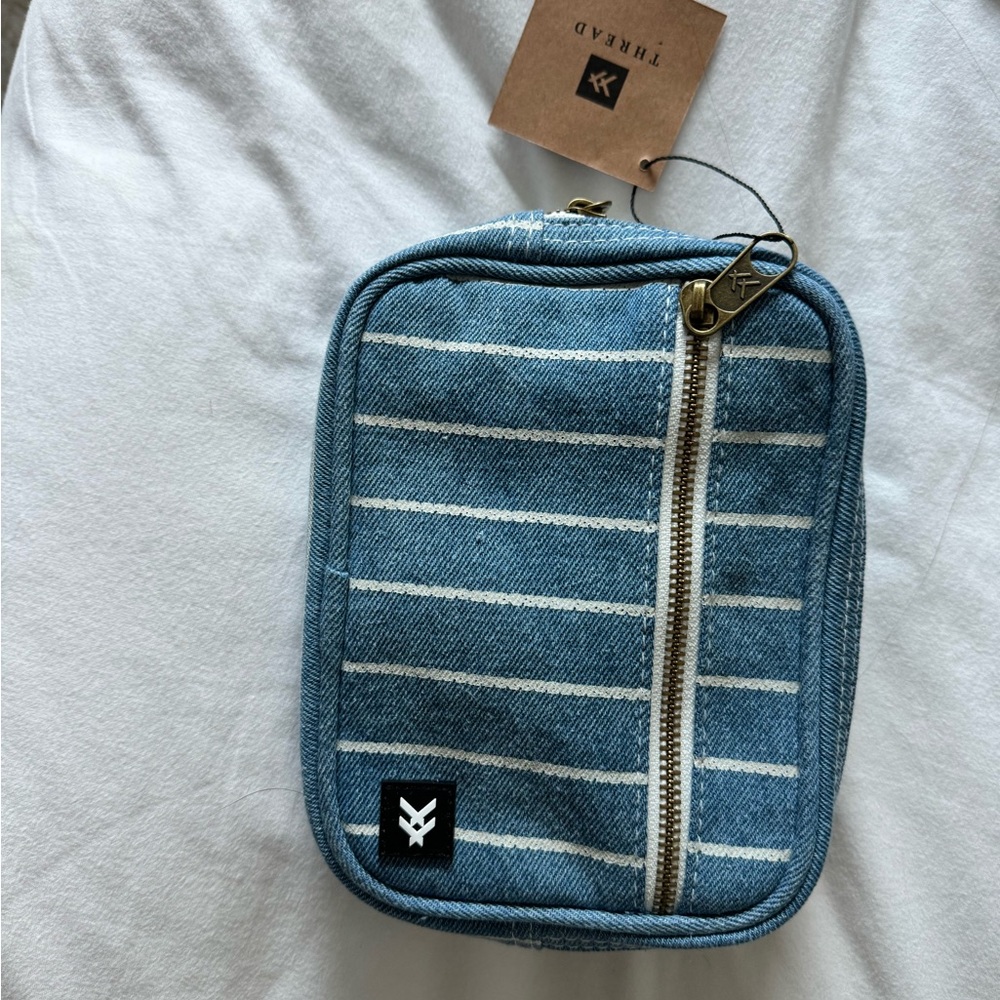 Thread Belt Bag - Picture 2 of 3